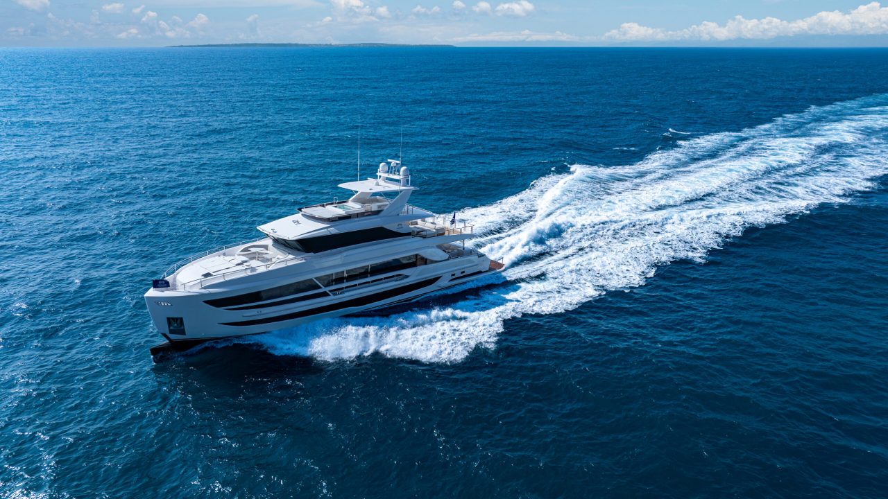 Horizon Yacht Builder - New Horizon Yachts - Big Horizon Yachts Build - Horizon Yacht Brokers - Horizon Yacht Broker - Horizon Superyacht Broker - Horizon Superyacht Builder - Superyacht Broker - St Clair Superyacht - Kevin St Clair