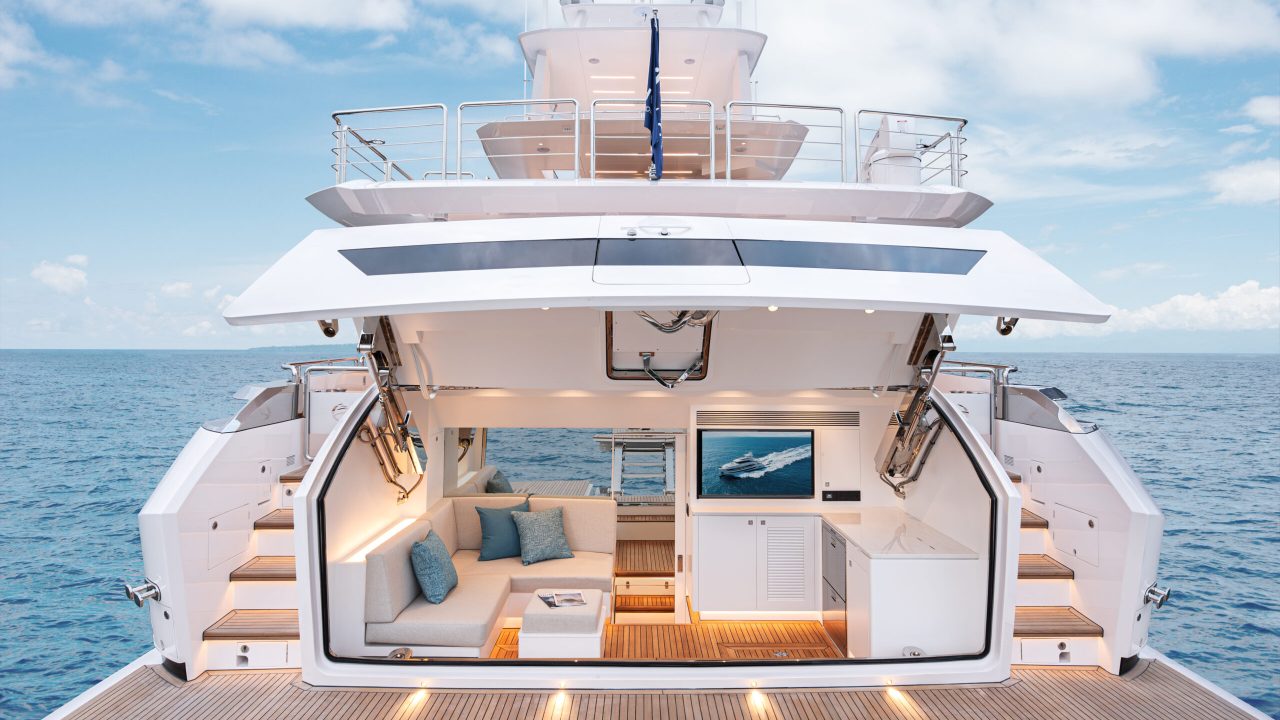 Horizon Yacht Builder - New Horizon Yachts - Big Horizon Yachts Build - Horizon Yacht Brokers - Horizon Yacht Broker - Horizon Superyacht Broker - Horizon Superyacht Builder - Superyacht Broker - St Clair Superyacht - Kevin St Clair