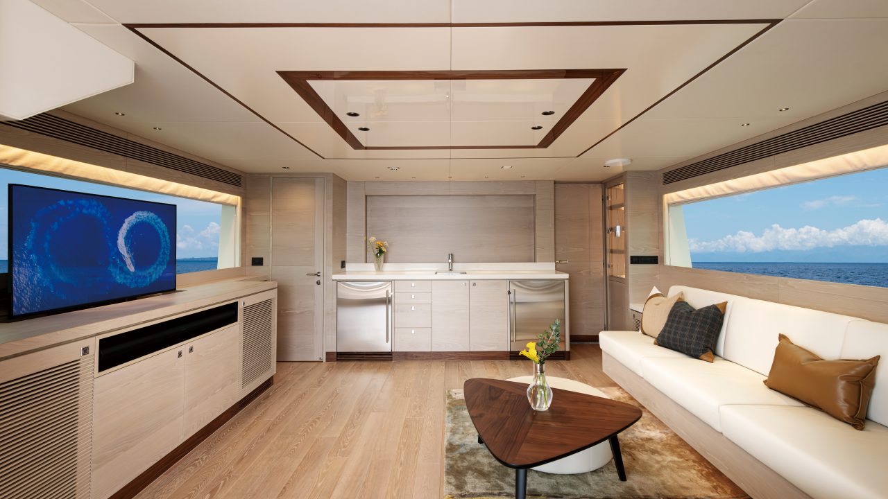 Horizon Yacht Builder - New Horizon Yachts - Big Horizon Yachts Build - Horizon Yacht Brokers - Horizon Yacht Broker - Horizon Superyacht Broker - Horizon Superyacht Builder - Superyacht Broker - St Clair Superyacht - Kevin St Clair